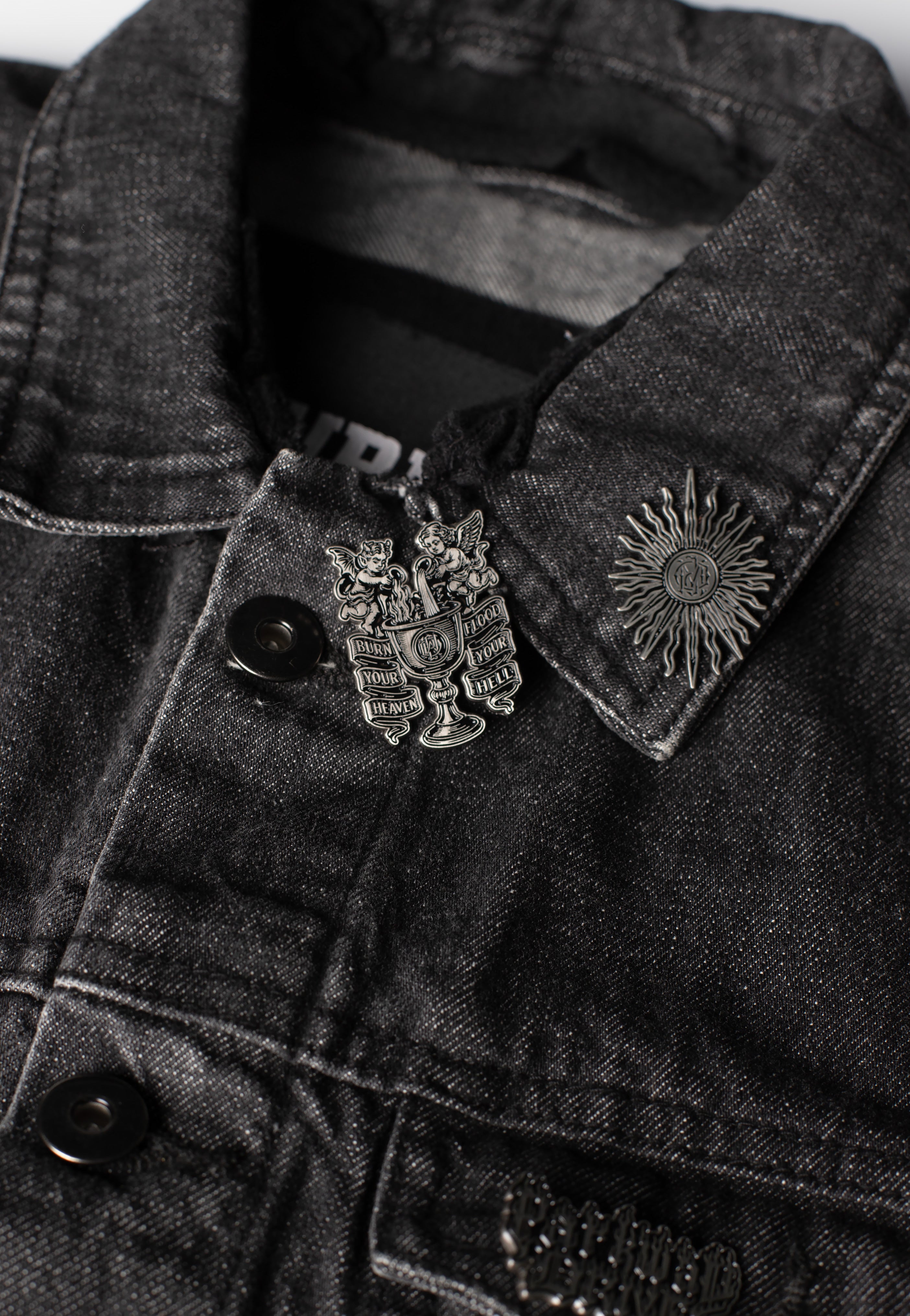 Parkway Drive - Pin - Set | Neutral-Image