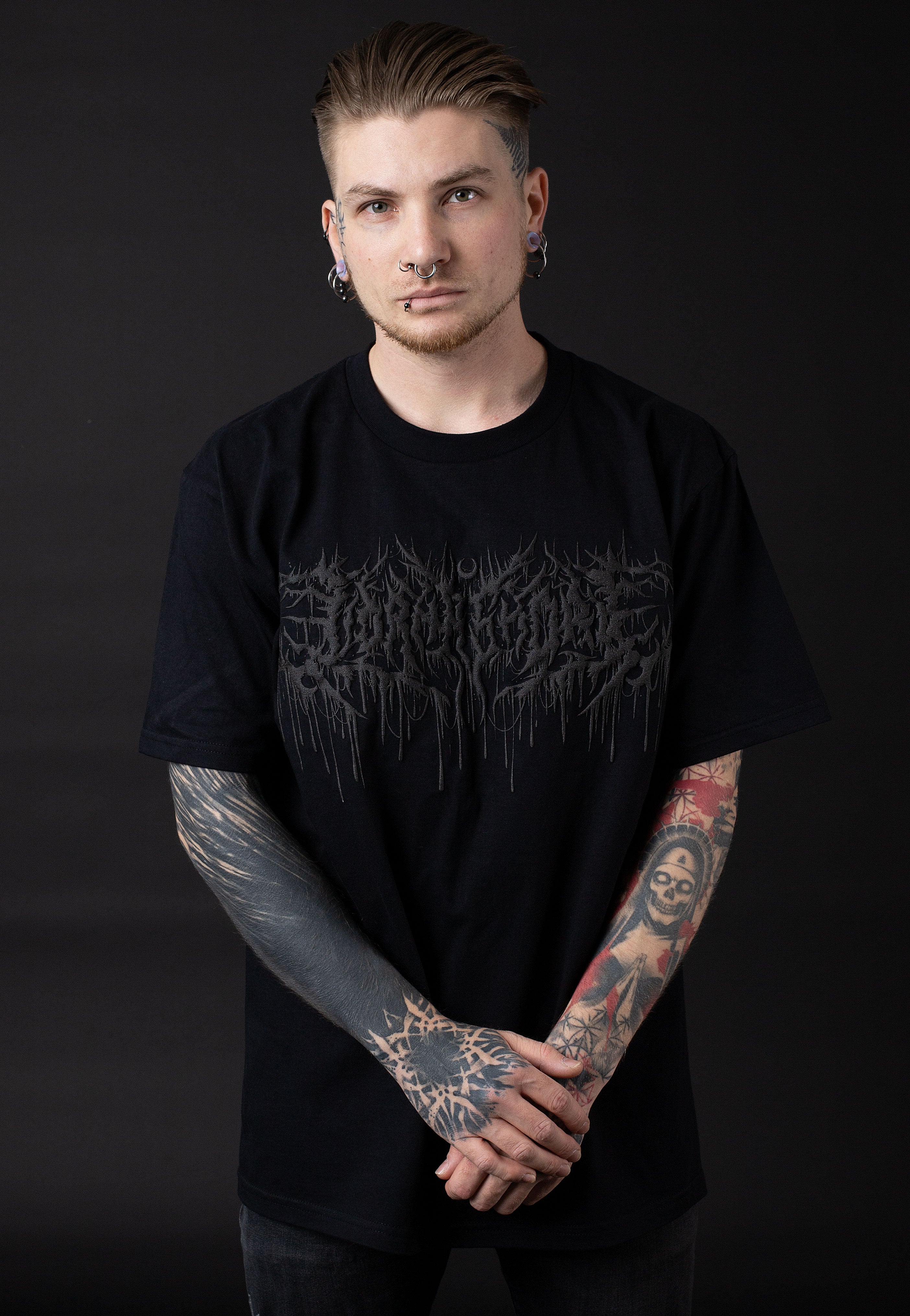 Lorna Shore - Pain Remains Limited Black On Black - T-Shirt | Men-Image