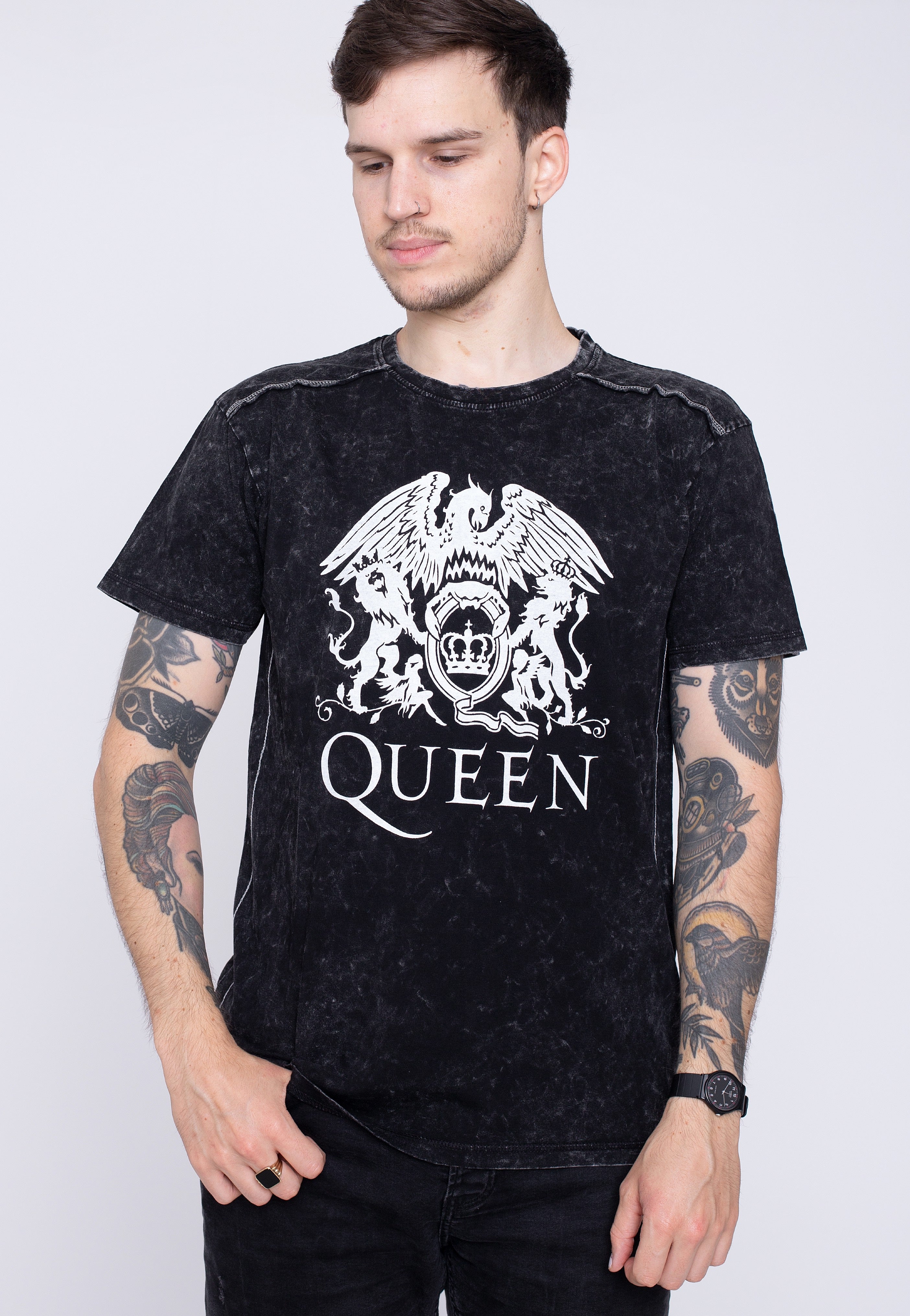 Queen - Classic Crest Snow Wash - T-Shirt | Men-Image